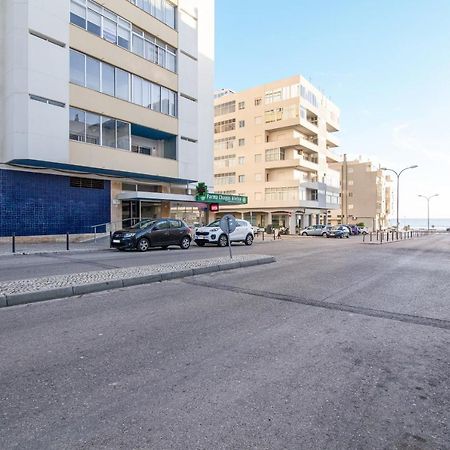 Modern Apartment By The Sea Quarteira Esterno foto