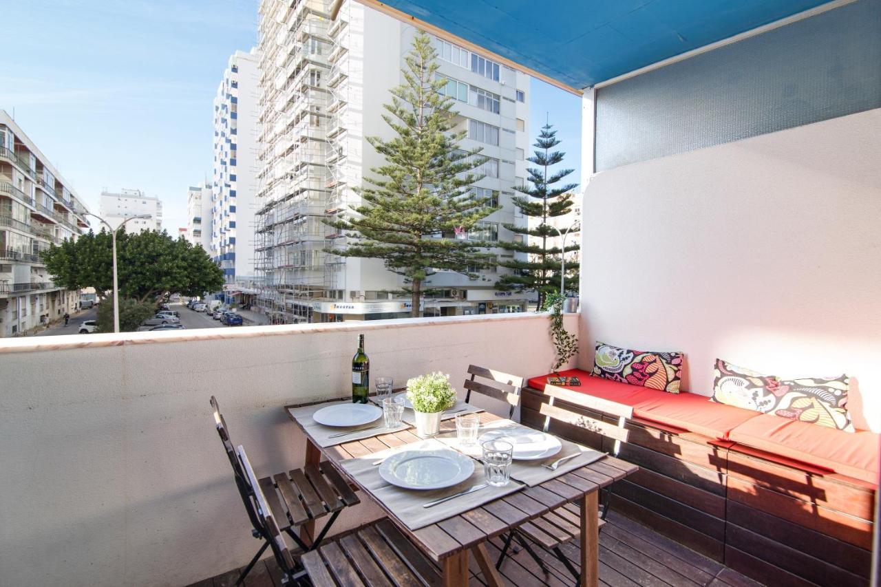 Modern Apartment By The Sea Quarteira Esterno foto