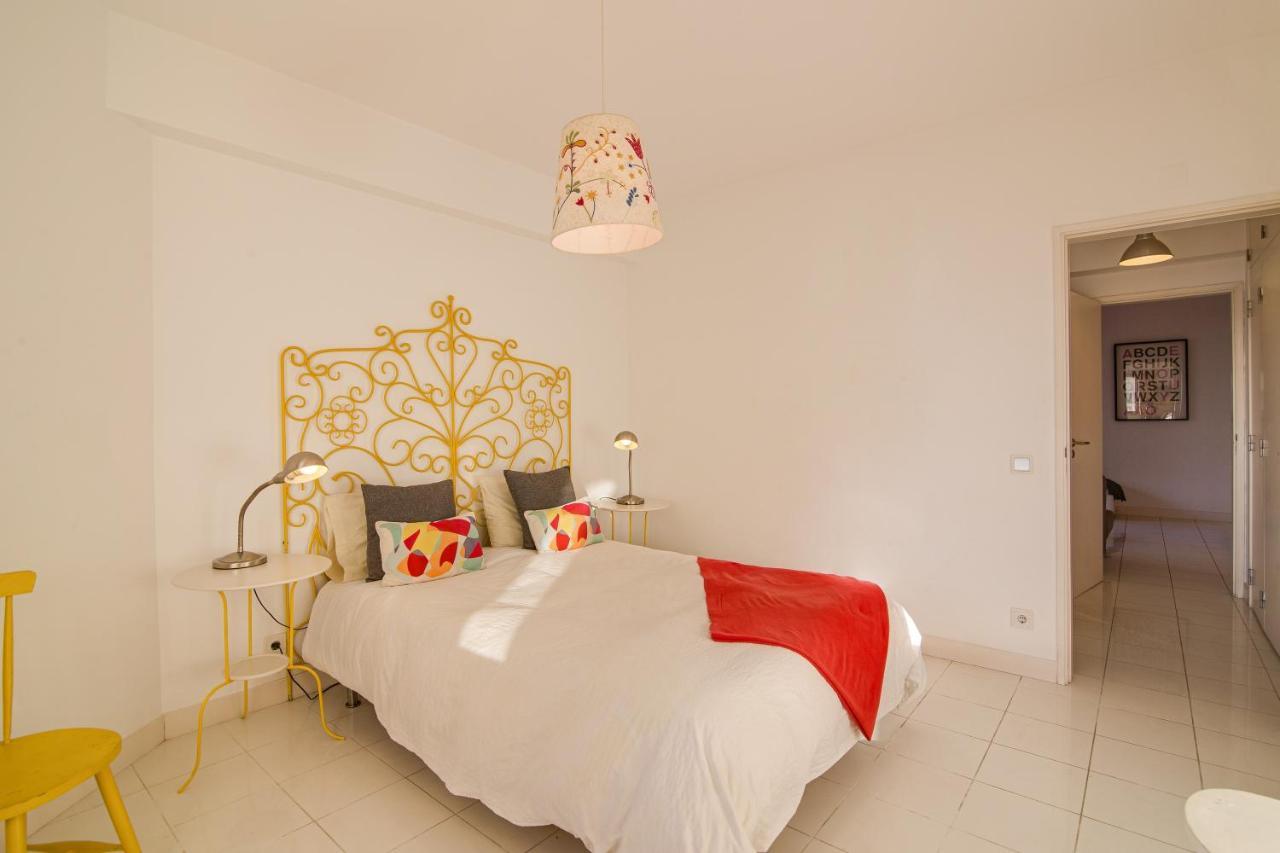 Modern Apartment By The Sea Quarteira Esterno foto