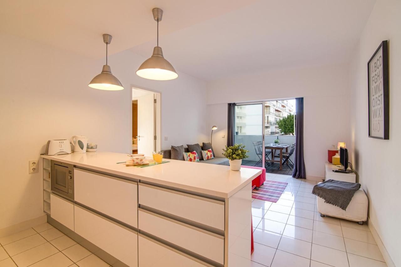 Modern Apartment By The Sea Quarteira Esterno foto