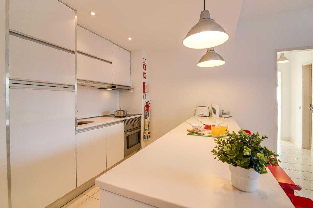 Modern Apartment By The Sea Quarteira Esterno foto