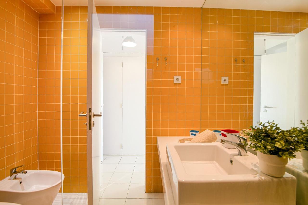 Modern Apartment By The Sea Quarteira Esterno foto